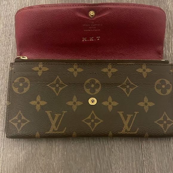 LV Emilie Wallet - Picture 2 of 5